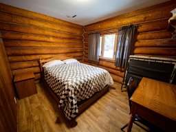 bedroom2_copy2