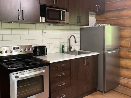 unit23_kitchen